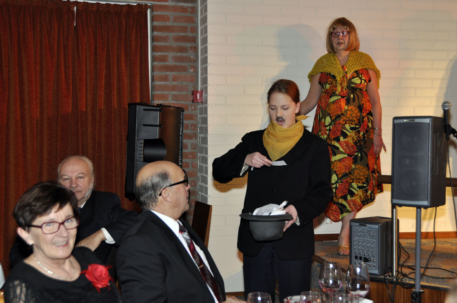 elakelaiset_pikkujoulu_2012_kuva_018.jpg