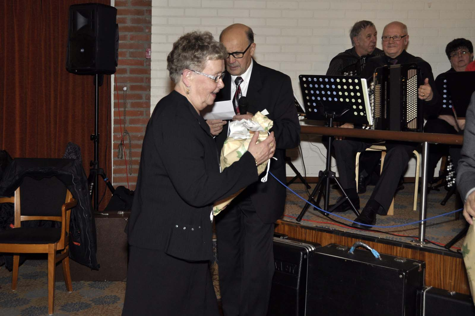 pikkujoulu-2013-kuva_0036.jpg
