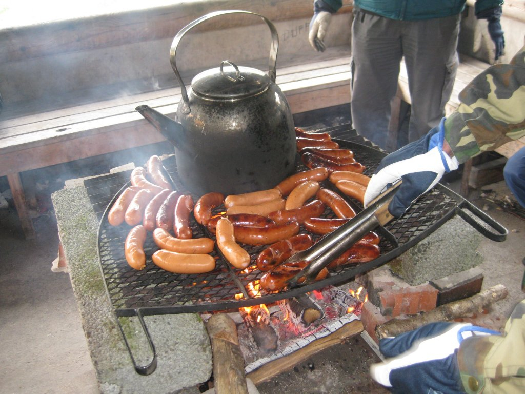 makkaraa-ja-kahvia.jpg